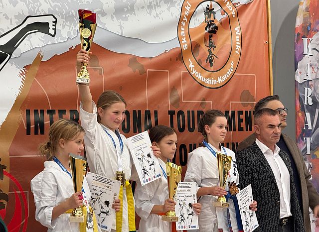 Zwycięzcy X Międzynarodowego Turnieju Kyokushin Skarżysko Kamienna CUP