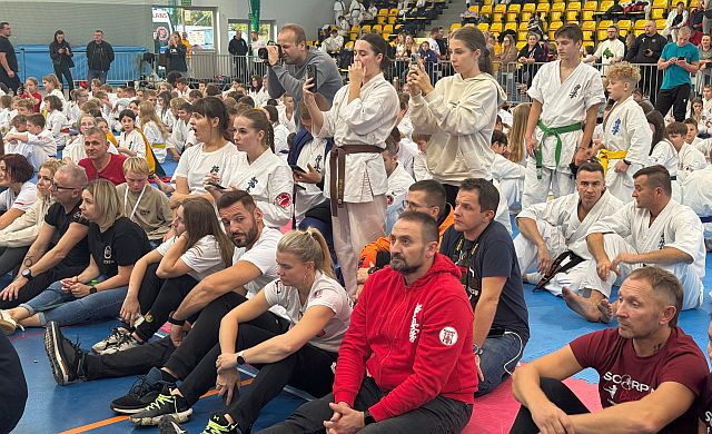 Kibice X Międzynarodowego Turnieju Kyokushin Skarżysko Kamienna CUP